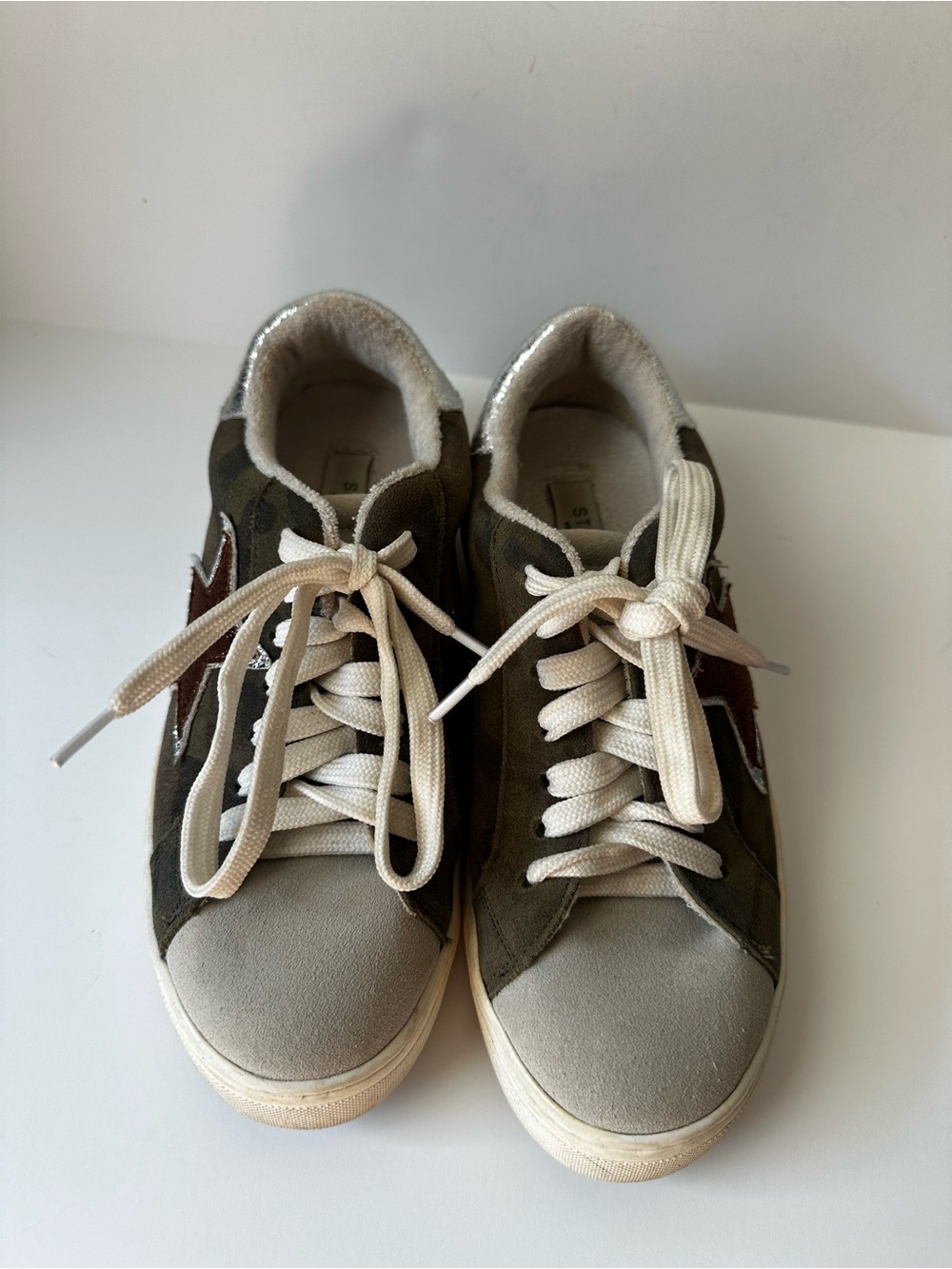 Steven New York Steve Madden Rubin Camo Metallic Star Sneakers size 7